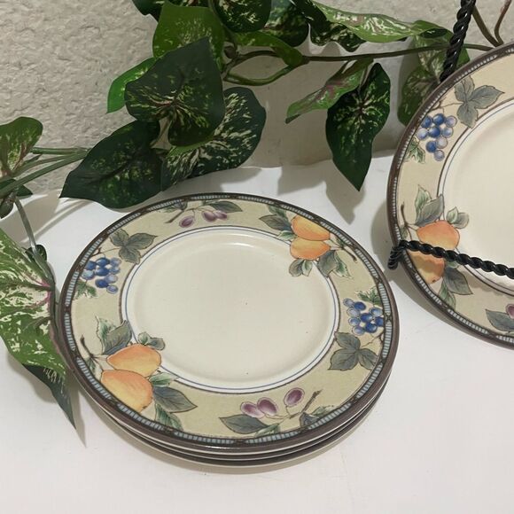 Set Of 3 Mikasa Intaglio Garden Harvest Bread Plates 6.5” CAC29 Fruit Pattern - Picture 2 of 5